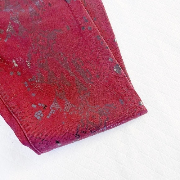 7 For All Mankind Snakeprint Denim Skinny Jeans SZ26 Dark Red - Picture 6 of 8